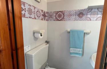 Villetta MP casa sviluppata su due piani con doppia veranda e parcheggio privato - Foto 13