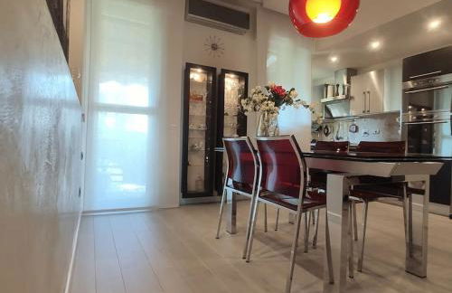 Appartamento incantevole con parcheggio gratuito - Photo 25