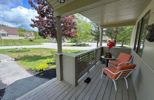 F8 Luxurious Mt Washington Hotel golf course home Wifi cable air conditioning - Foto 41