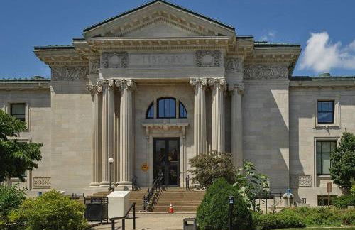 Historic Downtown 3bdr with Pool Table - Foto 2