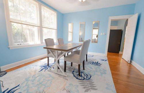 Charming 3BR Home With 2 Parking Spot, Near Transit & Shopping, - Foto 5