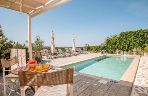 Villa Tramonto with Private Heated Pool, by ZanteWize - Foto 6