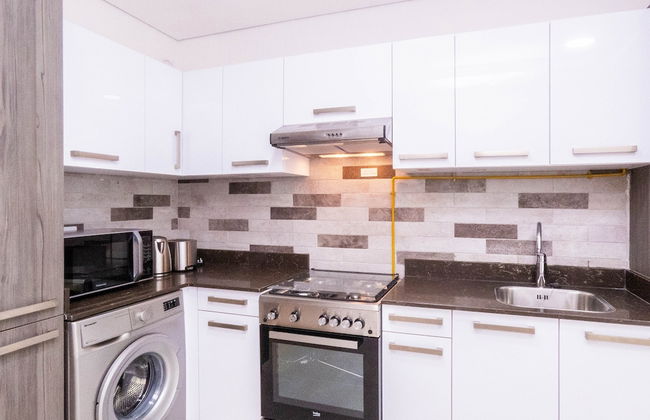 Stylish 1BR Apartment in Al Barsha Dubai - Photo 6