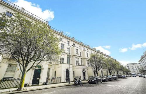 Stylish One Bed Flat in Paddington Pool and gym next door Free secure underground parking nearby - Foto 13