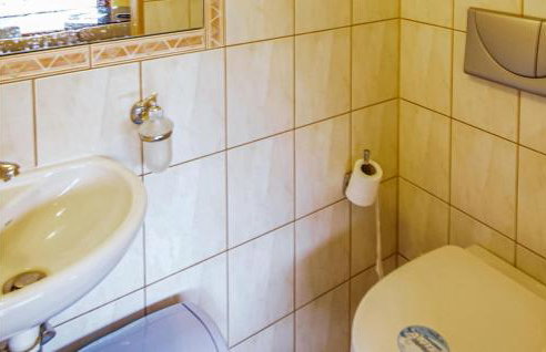 Beautiful Home In Stawiguda - Photo 20