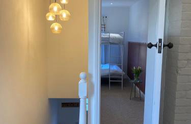 Number Forty One - Foto 26