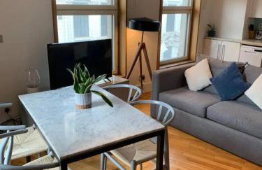 High Apartment in St James-Piccadilly COV10 - Photo 2