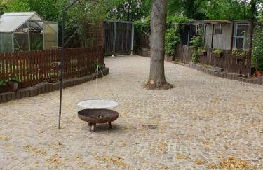 Ferienwohnung Lindenhof, zentrumsnah mit Terrasse und Grillmöglichkeit - Foto 3