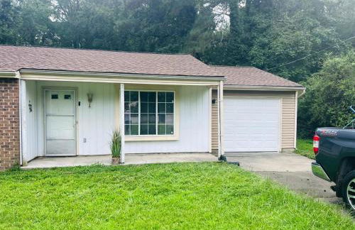 Tiny Cute Home 9 miles from Stone Mountain Park - Foto 25