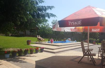 Cudowny Zakątek z Ogrodem i Basenem - Foto 15