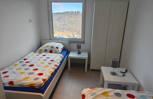 Siegen - Geisweid Work and stay Neu Modernisiert 3 Schlafzimmer Badezimmer Wohnzimmer Balkon - Foto 57