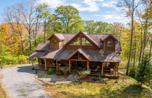 Game Room, Deck and Views Idyllic Slaty Fork Cabin - Foto 40