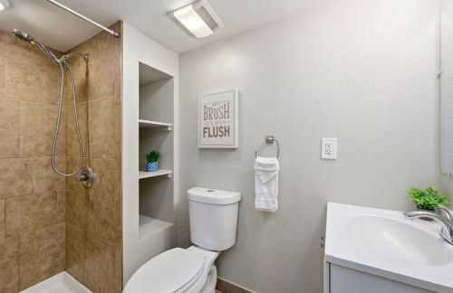 Inviting Bungalow Next to Unc - Free Cruiser Bikes! - Foto 68