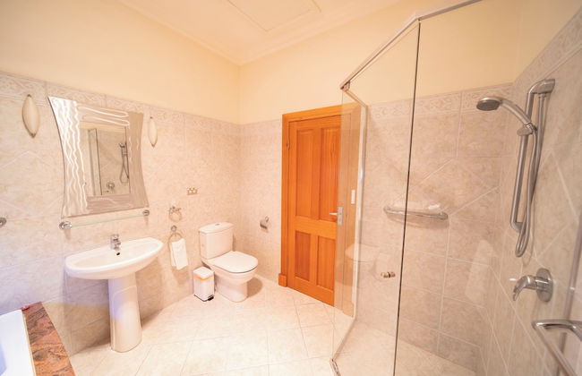 Cozy Home with fireplace 5mins to beach - Foto 29