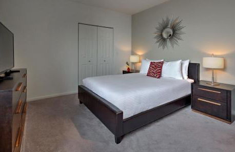 Furnished Quarters at Grove Pointe - Foto 14