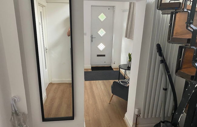 Slough - Sleeps 3 - Petfriendly - Riverside - Bay - Foto 10