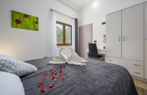 Villa Desapemani with heated pool - Photo 25