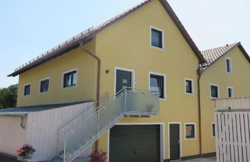 Ferienwohnung Schäffer mit Klimaanlage und Freisitz im Garten - Foto 14