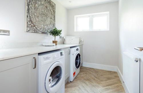 NEW! Stunning & Huge 5BR with Parking & Garden - Perfect for Families & Groups! Excellent Location - Foto 18