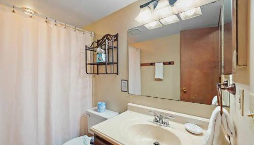 Classic Log Cabin with Fireplace on Quiet River - Foto 5