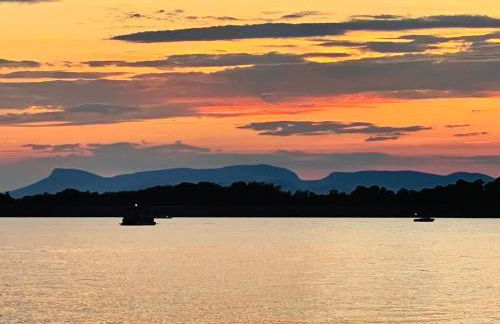 Lake Point Escape on Belews Lake - Foto 2