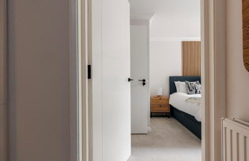 Modern, comfy Town centre gem, near beach, parking - Foto 31