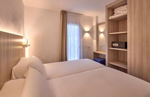 Universal Aparthotel Don Camilo - Foto 117