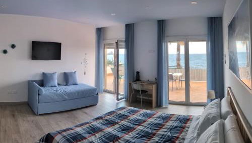 La Terrazza sul Mare Modern Apartment - Foto 4