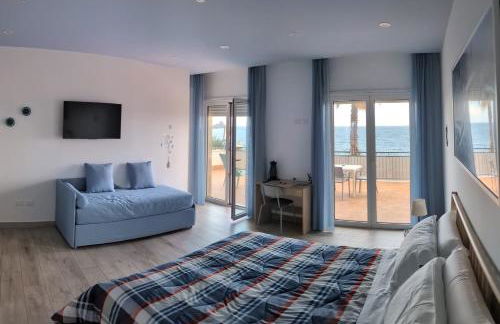 La Terrazza sul Mare Modern Apartment - Foto 4