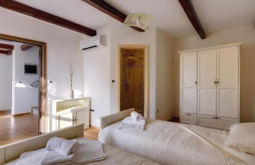 Holiday Home in Golas With Private Pool - Foto 30