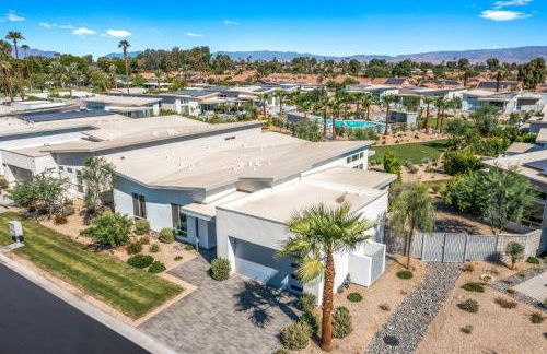 1 mi from Tennis Garden - Corn hole - Pool Access - Foto 34