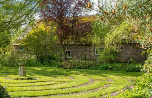 The Garden Barn - Photo 32