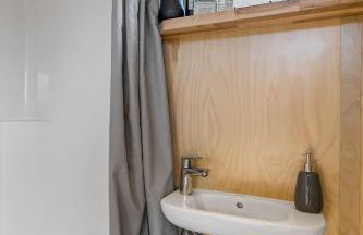 Tiny home near Grand Canyon sleeps 5, epic views! - Photo 16