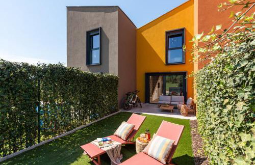 NEW stylish Casa Melisa with 2 gardens and BBQ facilities! - Foto 11