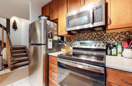 Escape to The Summit - Pool & HT Next Door - Foto 20