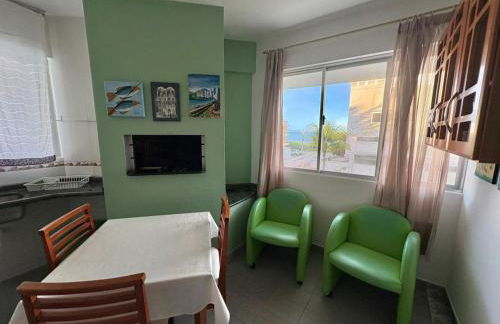 PRAIA DE 4 ILHAS Apartamento De 1 Quarto a 50M Praia Com Vista - Photo 1