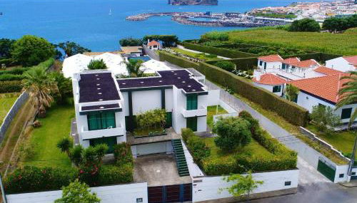 Exceptional villa in Vila Franca Do Campo with private pool - Photo 4