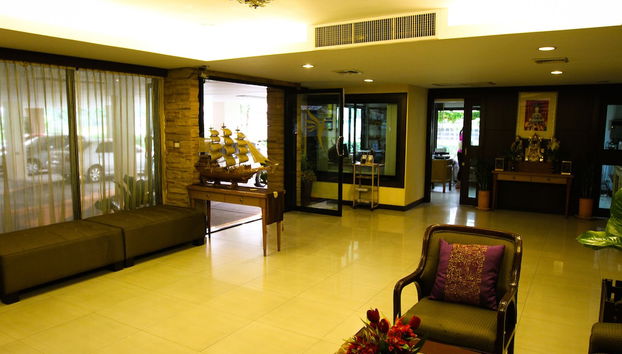 Coin salon dans le hall