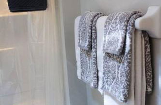 The Dollar House - Foto 19