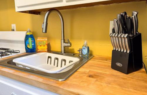 Sleeps 4 Charming 1 Bedroom with 2 Beds plus WIFI - Foto 8