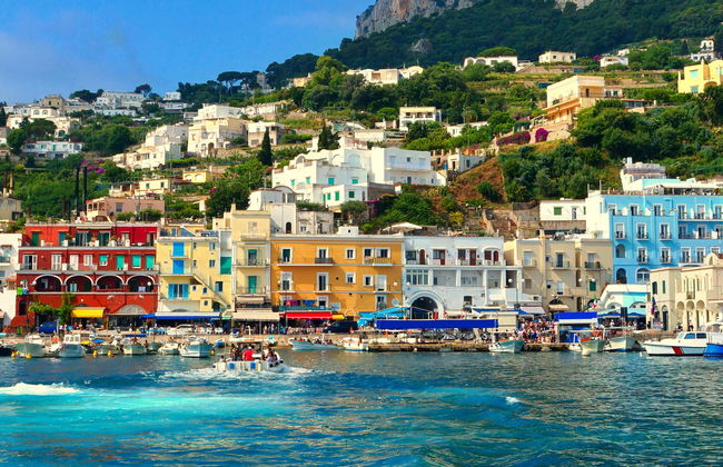 Excursion sur l'île de Capri en bateau - Photo 1