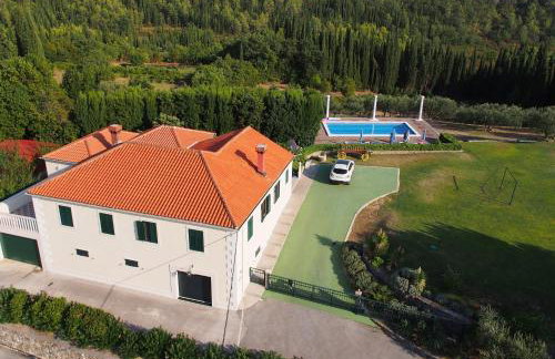 Luxury villa with a swimming pool Zastolje, Dubrovnik - 14922 - Foto 1