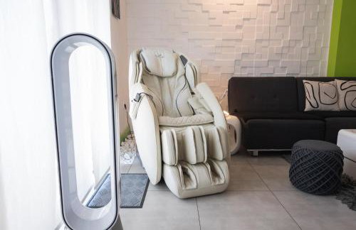 Apartment PLAZA -Wallbox 11kW- Private SPA- Jacuzzi, Infrared Sauna, Luxury massage chair, Parking, Entry with PIN 0 - 24h, FREE CANCELLATION 24 hours before Check In,Premium pillows and mattress - Photo 53