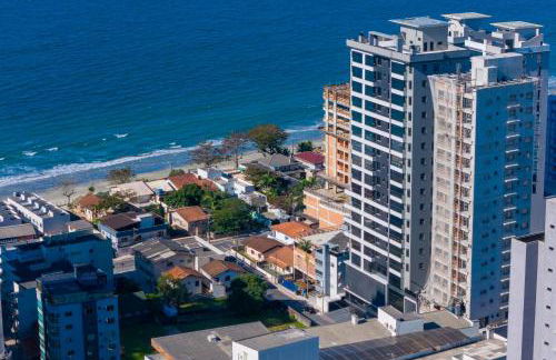 Encantador Apartamento 100m da Praia com vista mar - Foto 43