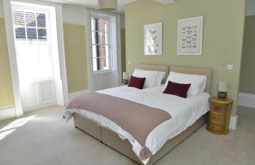 Old Green Chambers spacious town centre apartment with free parking! - Foto 1