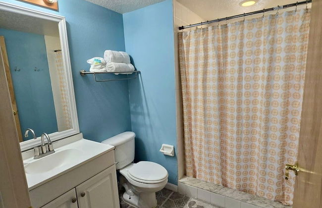 Britannia Village - Photo 27