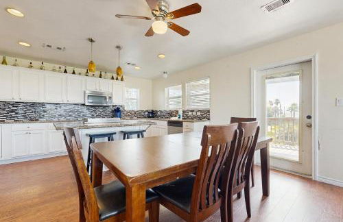 Paradise At Last - Photo 6