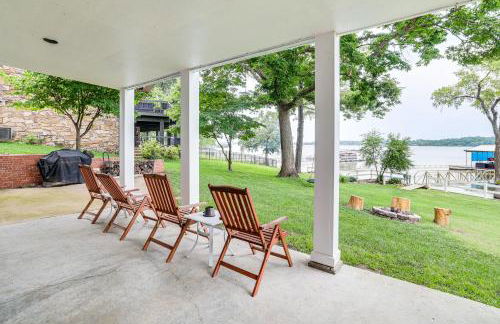 Lakefront Home with Private Dock in Grove - Foto 30