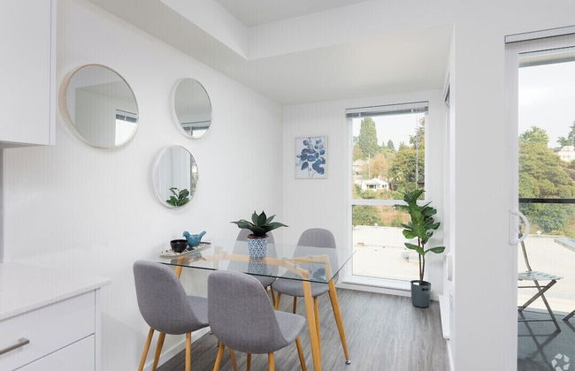 Modern Studio Steps to UW - Foto 11