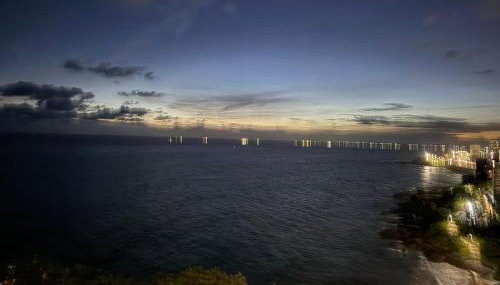 Apartamento alto padrão Salvador BC1309 Pé na Areia Vista Mar Barra Ondina - Foto 2